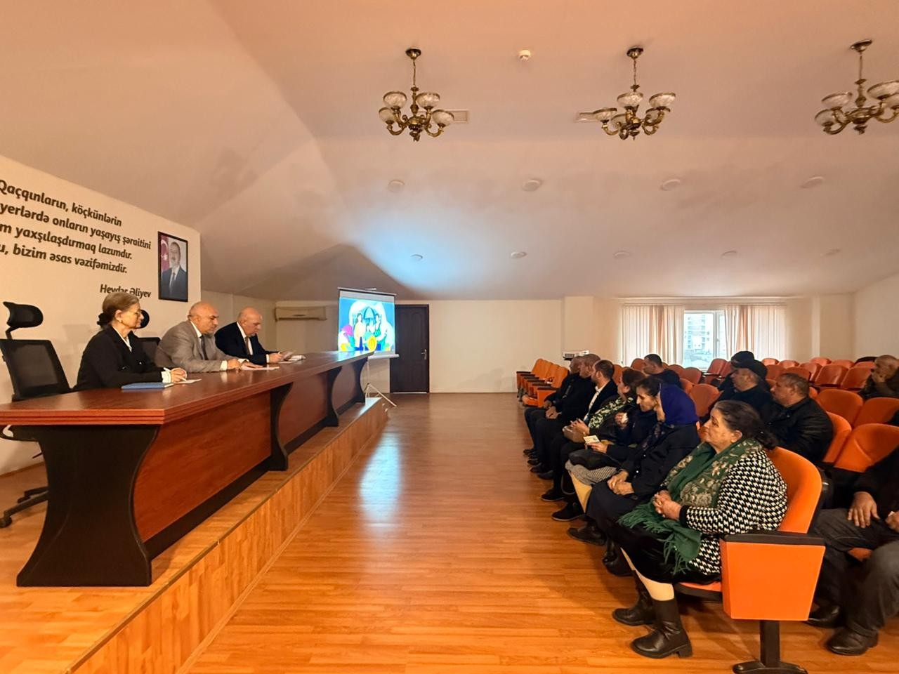 Onlar da mina təhlükəsi ilə bağlı maarifləndiridi - FOTOLAR